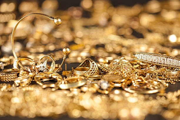 Gold jewelry and estate pieces